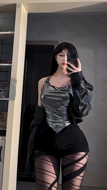 姐姐Lalion个人资料,一探她的背景资料 姐姐Lalion个人资料,一探她的背景资料