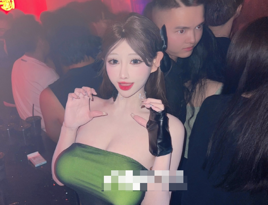 无欲无求的推土君微密圈中的照片好看吗？