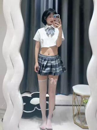 胜利的小生活(王胜利)微密圈资源揭秘，白丝+制服合集下载