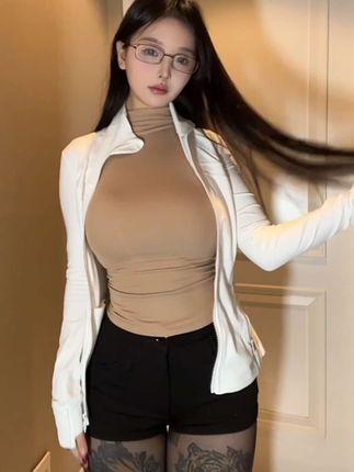 小蓝鸟上的卡通百科老王动态追踪,她的社交媒体如何火爆? 小蓝鸟上的卡通百科老王动态追踪,她的社交媒体如何火爆?