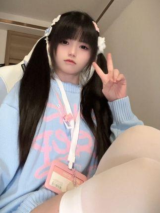 落英酱耶微密圈作品秋日黄昏主题，展现超脱世俗的美丽