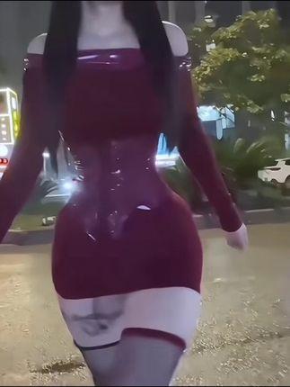 软糖熊微密圈作品套图资源，展示作品激发时尚魅力