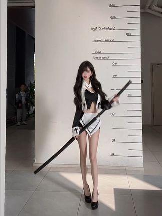 小马漫漫圈内视频集，她的圈内视频作品及创作灵感