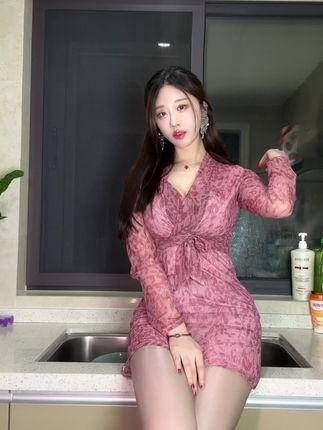 寻找御姐女神的付费资源,轩子巨二兔微密圈觅圈满足宅男幻想 寻找御姐女神的付费资源,轩子巨二兔微密圈觅圈满足宅男幻想