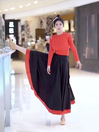 猪小七游泳视频原拍在线观看,猪小七性感泳装造型大赏 猪小七游泳视频原拍在线观看,猪小七性感泳装造型大赏