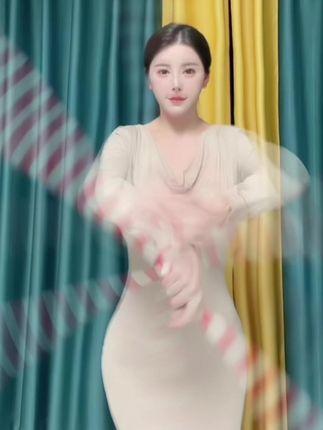 猪小七游泳视频原拍在线观看,猪小七性感泳装造型大赏 猪小七游泳视频原拍在线观看,猪小七性感泳装造型大赏