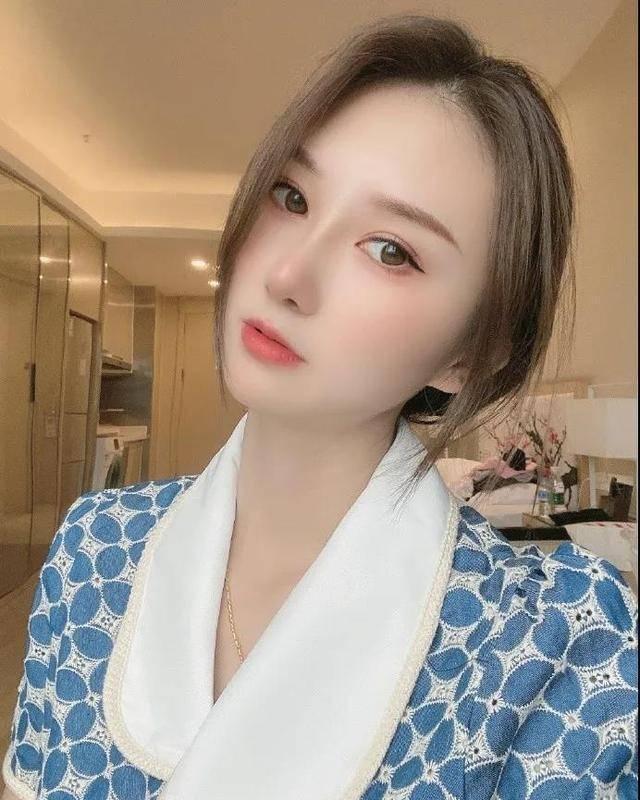 揭秘陈佩奇微密圈作品图片背后的故事,探寻网红陈大小姐神秘魅力 揭秘陈佩奇微密圈作品图片背后的故事,探寻网红陈大小姐神秘魅力