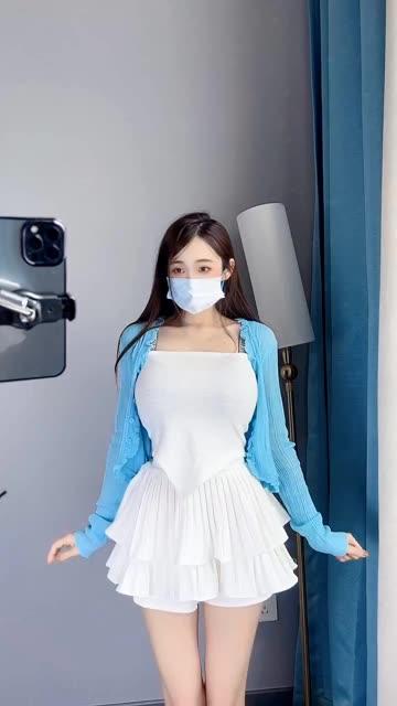 兔宝妮to微密圈写真合集作品，欣赏她精心呈现的写真作品