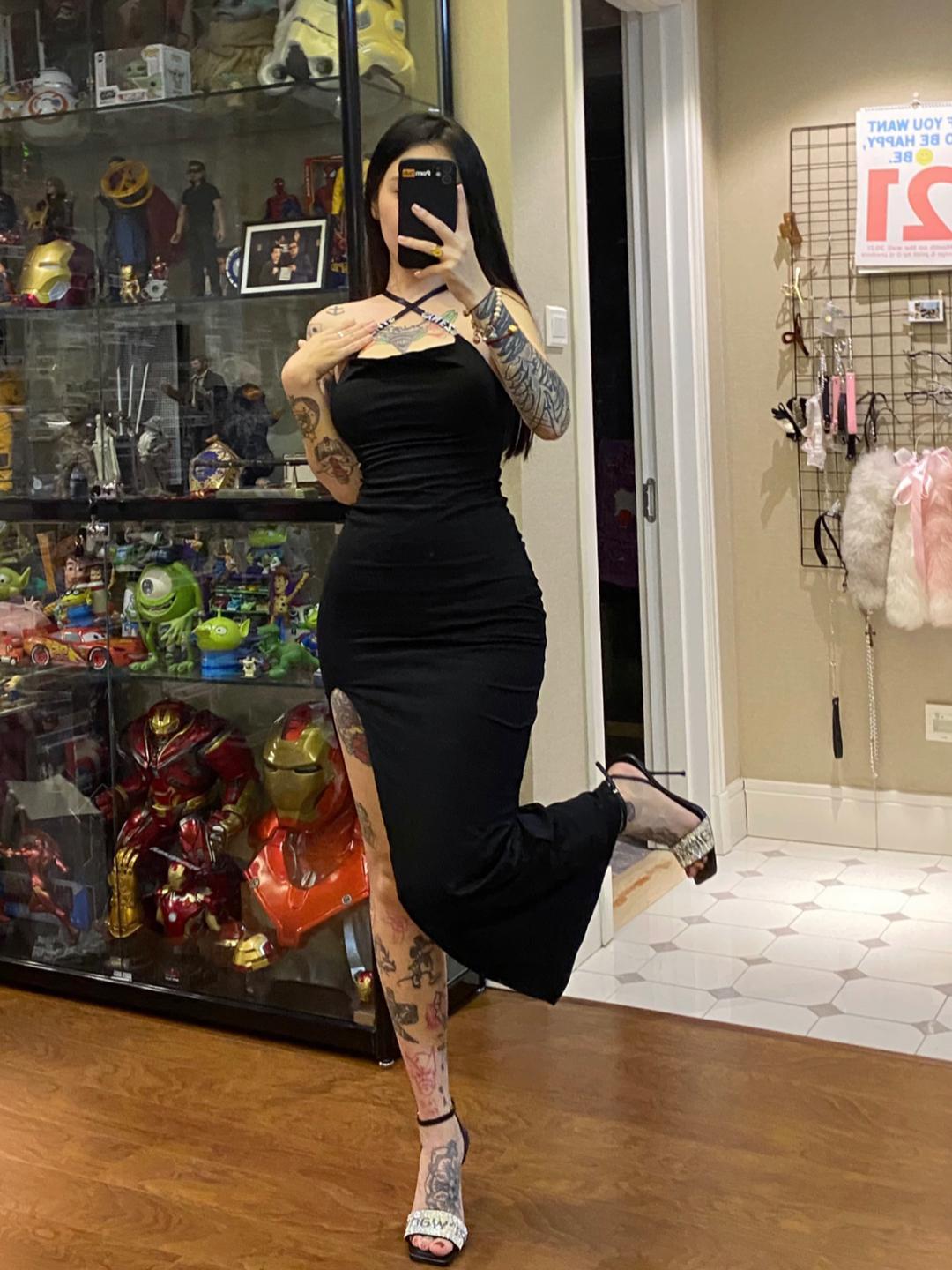 卡通百科老王个人简历揭秘,她的背景和职业道路是什么? 卡通百科老王个人简历揭秘,她的背景和职业道路是什么?