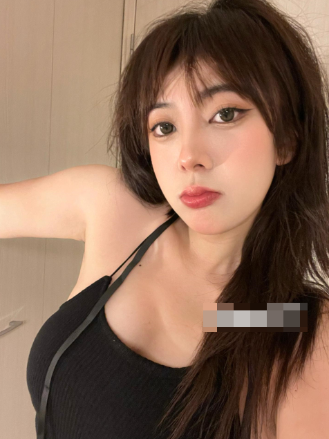 抖音博主安泥推出微密圈付费图作品，展现创意时尚风格