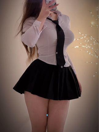 桃沢樱呀生活点滴分享，微密圈与抖音上的另一面