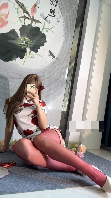 姐姐_Lalion微密圈展现极品身材的时尚穿搭秘籍！