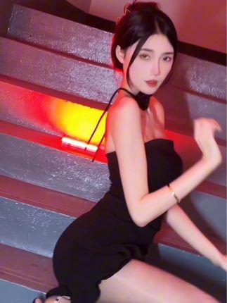 美了个滢微密圈合集，全面剖析她的作品与风格