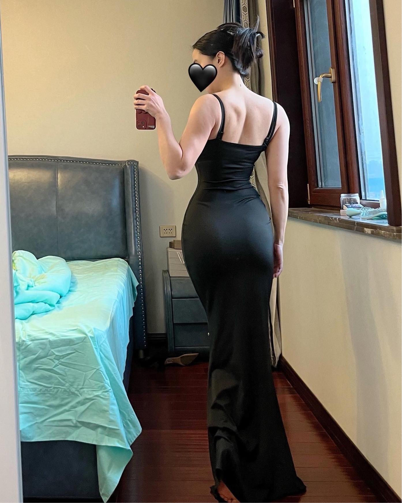 抖音健身女神宝儿茹微密圈图片赏析，完美身材与轻熟御姐韵味