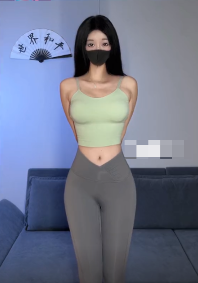 阿尔卑香小狗子微密圈用镜头记录成长–她的照片中充满趣味与美感