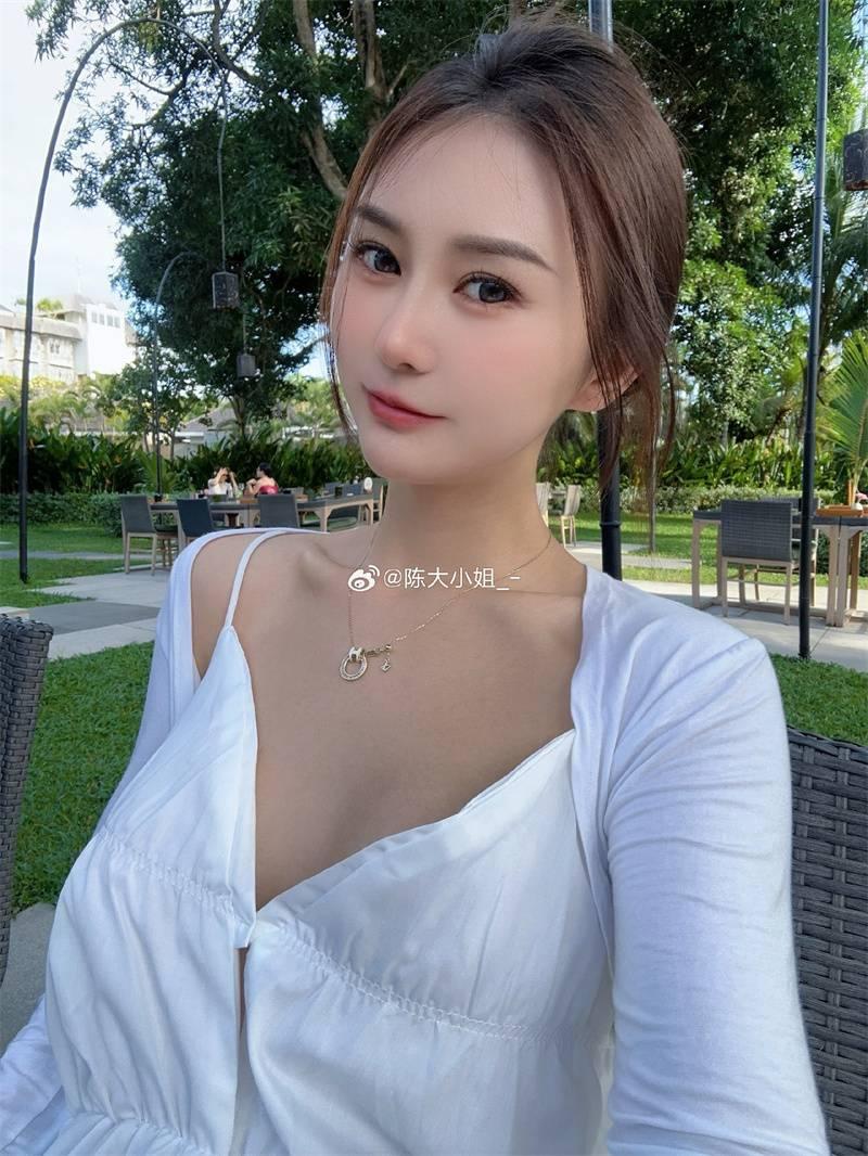 揭秘陈佩奇微密圈作品图片背后的故事,探寻网红陈大小姐神秘魅力 揭秘陈佩奇微密圈作品图片背后的故事,探寻网红陈大小姐神秘魅力