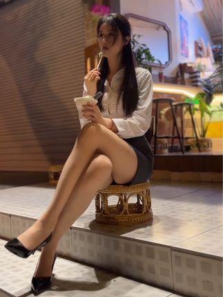 轩子巨2兔不放假写真,极致视觉体验 轩子巨2兔不放假写真,极致视觉体验