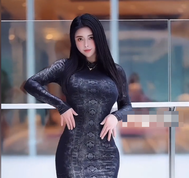 揭秘抖音网红猪小七的微密圈，探究其资源的背后故事