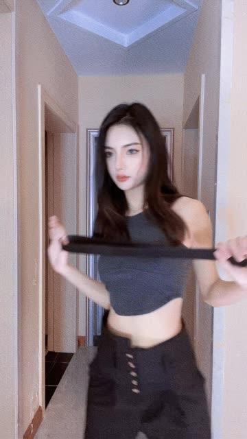 亚亚亚辰微密圈福利视频，VIP会员尊享特权