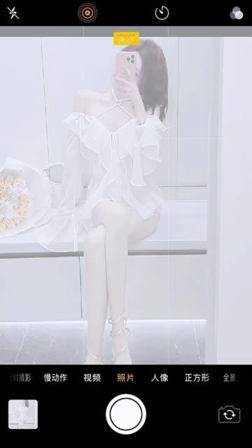 是小逗逗呀最新一期内容更新,秀人网小逗逗最新一期拍摄花絮 是小逗逗呀最新一期内容更新,秀人网小逗逗最新一期拍摄花絮