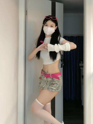 初初不乖cc朋友圈作品曝光美照,颜值身材惊艳无比 初初不乖cc朋友圈作品曝光美照,颜值身材惊艳无比