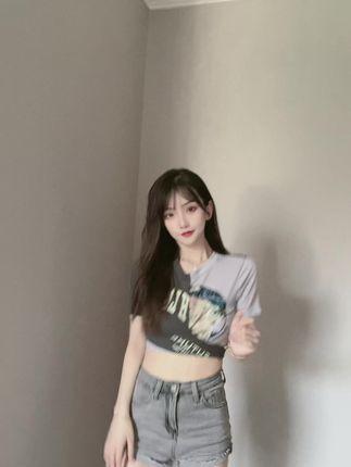 崽崽nana微密圈最新作品,反差风格照片合集 崽崽nana微密圈最新作品,反差风格照片合集