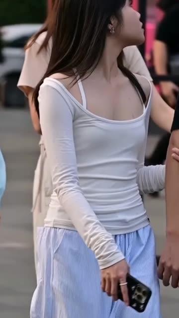 银蛇大人ins全球粉丝账号，她的故事与分享