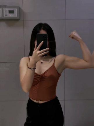 俏妞微蜜圈里的照片获取攻略,获取她微蜜圈中照片的途径 俏妞微蜜圈里的照片获取攻略,获取她微蜜圈中照片的途径