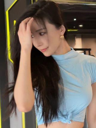 李嘉欣97个人资料一览,深入了解这位健身女神的成长故事 李嘉欣97个人资料一览,深入了解这位健身女神的成长故事