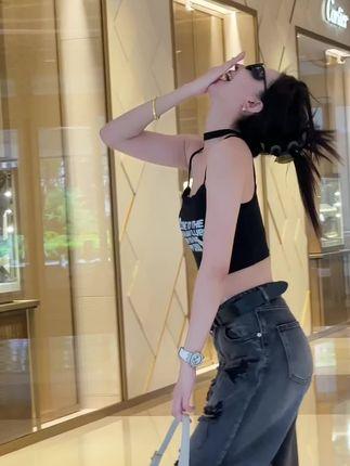 李嘉欣97个人资料一览,深入了解这位健身女神的成长故事 李嘉欣97个人资料一览,深入了解这位健身女神的成长故事