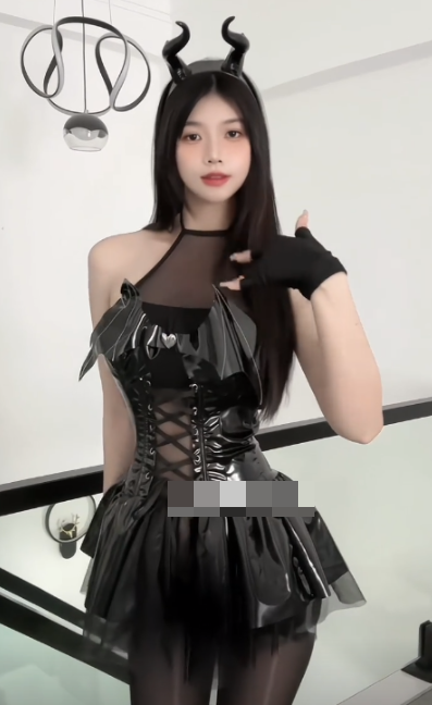 抖音鱼神微密圈蓝色战袍梗–个性追求与互联网文化传播的结合