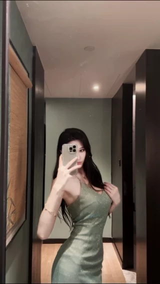 抖音麻利亚辣微密照片视频合集,名副其实的大美人麻利亚辣作品欣赏 抖音麻利亚辣微密照片视频合集,名副其实的大美人麻利亚辣作品欣赏