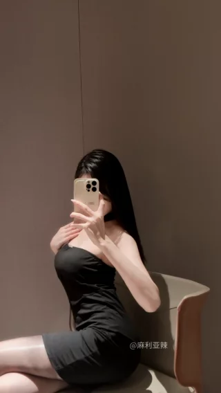 抖音麻利亚辣微密照片视频合集,名副其实的大美人麻利亚辣作品欣赏 抖音麻利亚辣微密照片视频合集,名副其实的大美人麻利亚辣作品欣赏