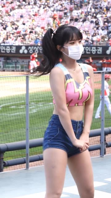 网红猪饲料怎么了?揭开网红黑历史,猪饲料女主播抖音崛起的背后真相 网红猪饲料怎么了?揭开网红黑历史,猪饲料女主播抖音崛起的背后真相