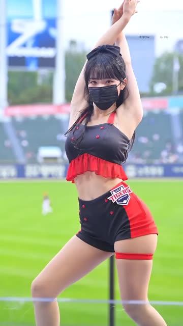 网红猪饲料怎么了?揭开网红黑历史,猪饲料女主播抖音崛起的背后真相 网红猪饲料怎么了?揭开网红黑历史,猪饲料女主播抖音崛起的背后真相