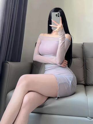 妮温柔#黑色系穿搭,御姐风的完美演绎,黑色系穿搭的经典案例 妮温柔#黑色系穿搭,御姐风的完美演绎,黑色系穿搭的经典案例