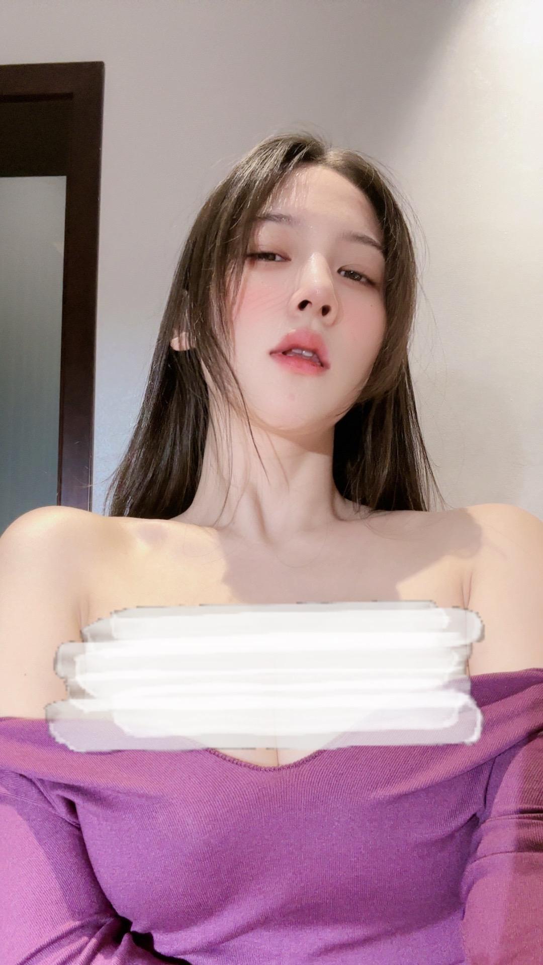 可可西yyy微密圈写真集,绝美风情尽收眼底心动不已 可可西yyy微密圈写真集,绝美风情尽收眼底心动不已