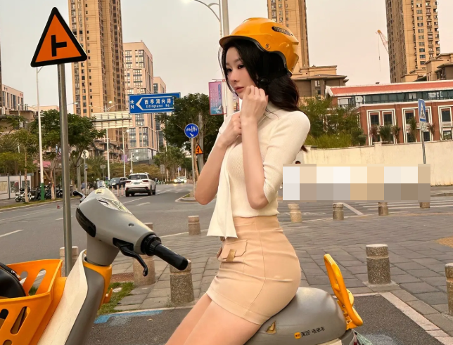 小逗逗微密圈图展现，如同醇香美酒一般！