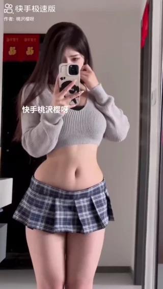 桃尺樱呀图集展示,探索甜美博主的图片创作水平 桃尺樱呀图集展示,探索甜美博主的图片创作水平