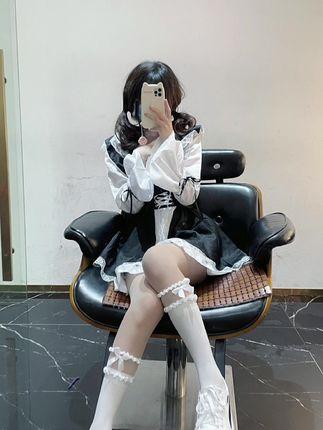 抖音女神小耳酱微密圈内容作品，笑容甜美身材迷人