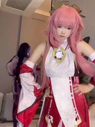 抖音女神小耳酱微密圈内容作品，笑容甜美身材迷人