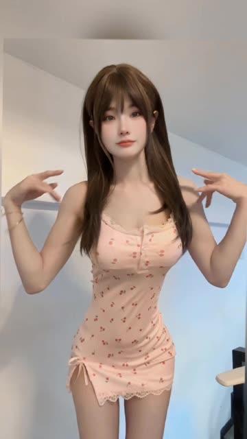 乔妹微密圈视频下载,给乔买裙子的热度从何而来? 乔妹微密圈视频下载,给乔买裙子的热度从何而来?