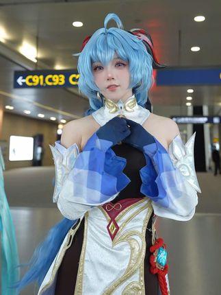 艾拉Isla的微博内容，探寻她微博背后的故事和思想