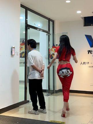 网络红人徐珺大哥cosplay官方视频套图视频合集,全新分享 网络红人徐珺大哥cosplay官方视频套图视频合集,全新分享