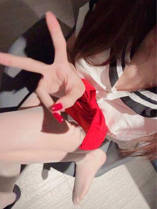 嘉嘉今天要早睡微博图片来袭，可爱嘉的秘密美图下载