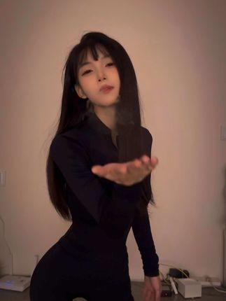 一只树懒的名场面合集，她的高光时刻为何让粉丝难以忘怀？