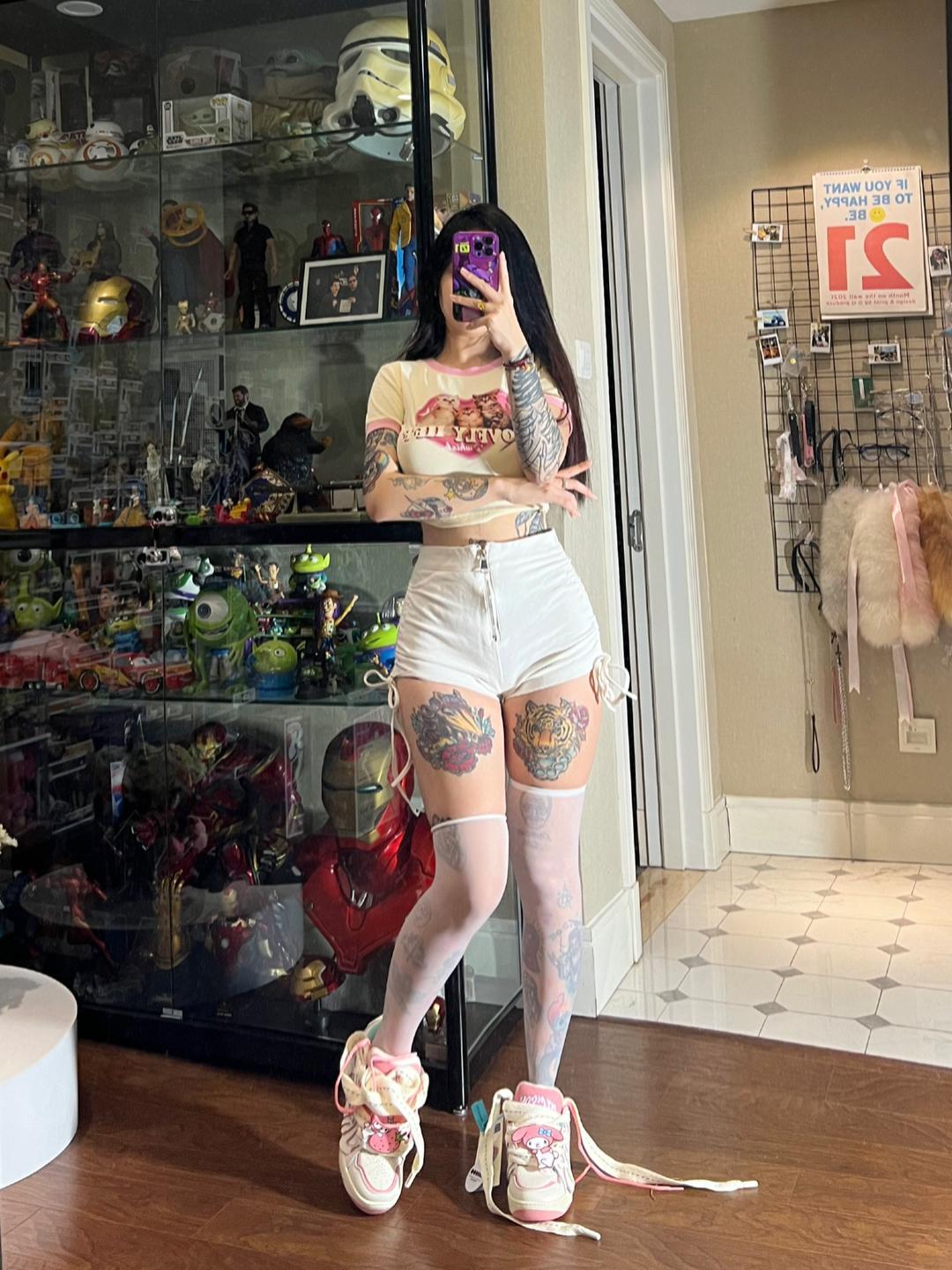 卡通百科老王的圈内生活和作品,她的作品充满独特风格 卡通百科老王的圈内生活和作品,她的作品充满独特风格