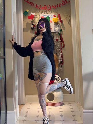 卡通百科老王的圈内生活和作品,她的作品充满独特风格 卡通百科老王的圈内生活和作品,她的作品充满独特风格