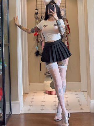 卡通百科老王的最新作品和资源,她的圈内作品一览 卡通百科老王的最新作品和资源,她的圈内作品一览