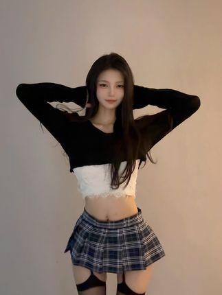 一只树懒微密圈的独家作品，她的时尚资源如何引领潮流